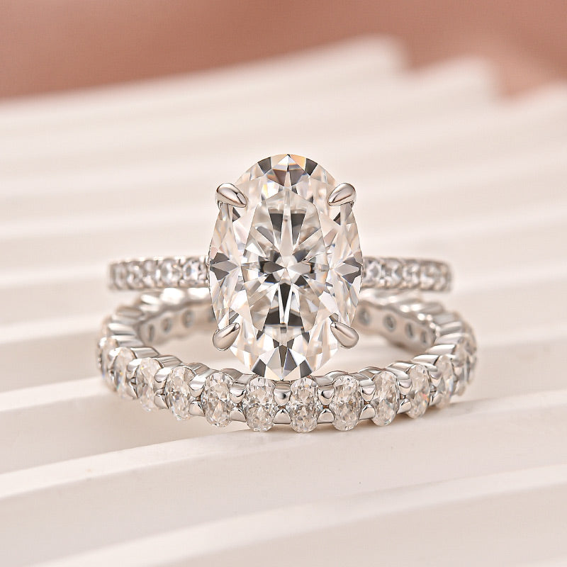 Moissanite 4.0Ct Hidden Halo Oval Cut White Gold Engagement Ring with 3.0Ct Oval Cut Wedding Band