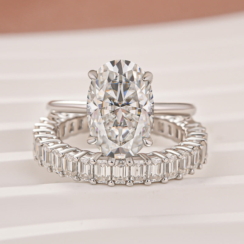 Moissanite 4.0Ct Solitaire Oval Cut White Gold Wedding Ring with Emerald Cut Wedding Ring