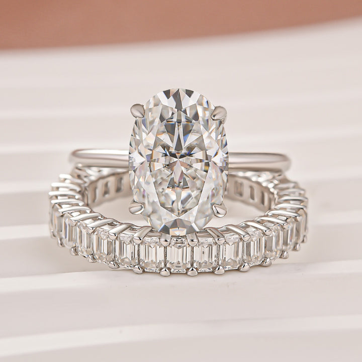 Moissanite 4.0Ct Solitaire Oval Cut/3.5Ct Emerald Cut White Gold Wedding Ring with Emerald Cut Wedding Ring