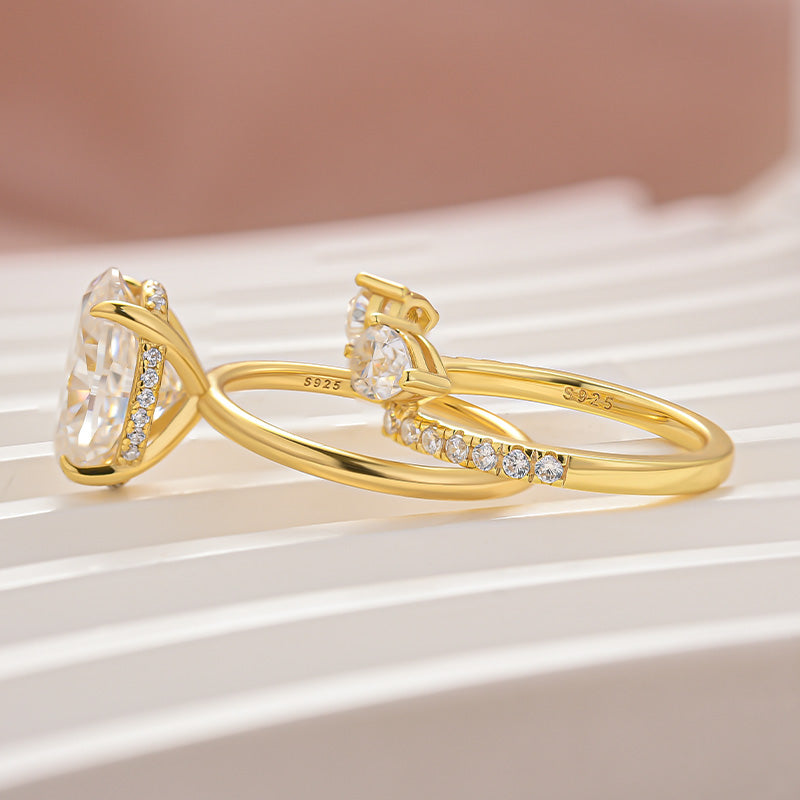 Moissanite 3.0Ct/4.0Ct Solitaire Oval Cut Engagement Ring With Pear Cut Wedding Band Wedding Ring Set