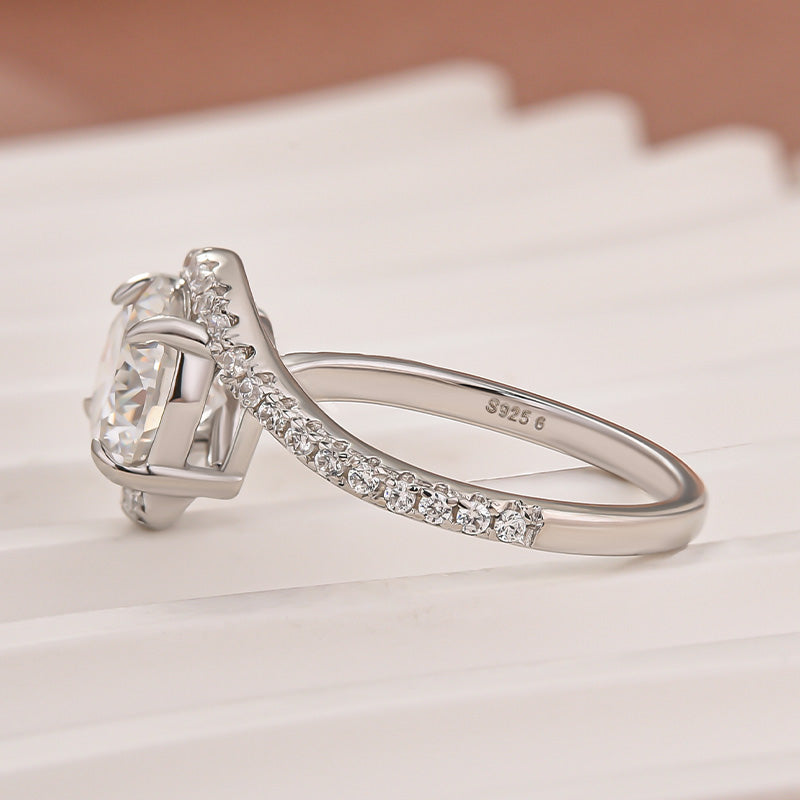 2.0Ct Round Cut Moissanite Twist Engagement Ring with S925