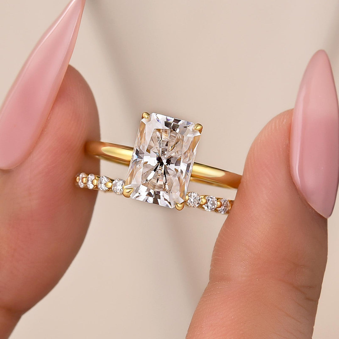 Moissanite 2PC 3.5Ct Solitaire Radiation Ring & Classic Band Stackable Ring Sets