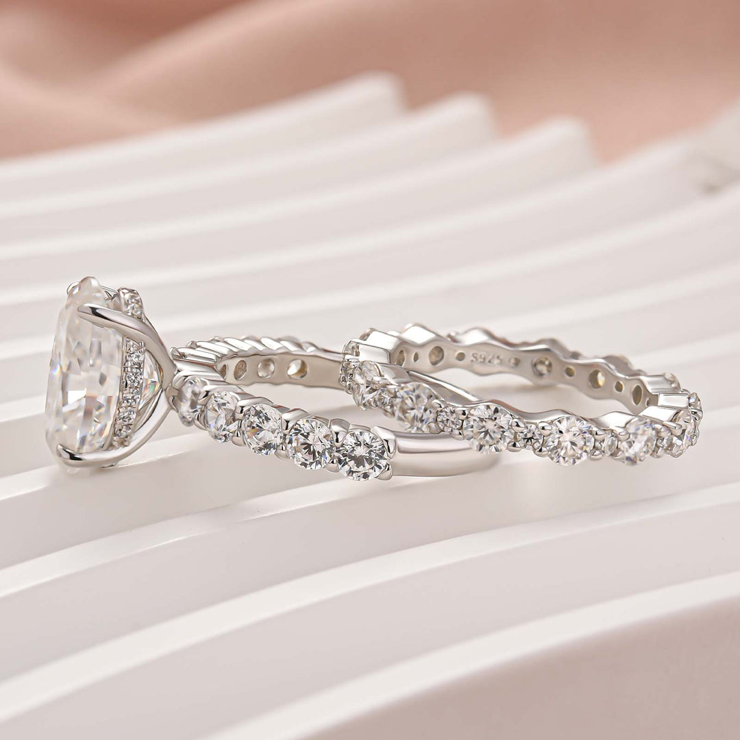 Moissanite 4.0Ct Oval Cut/Round Cut Engagement Ring With Round Cut/Asscher Cut Wedding Band Wedding Ring Set