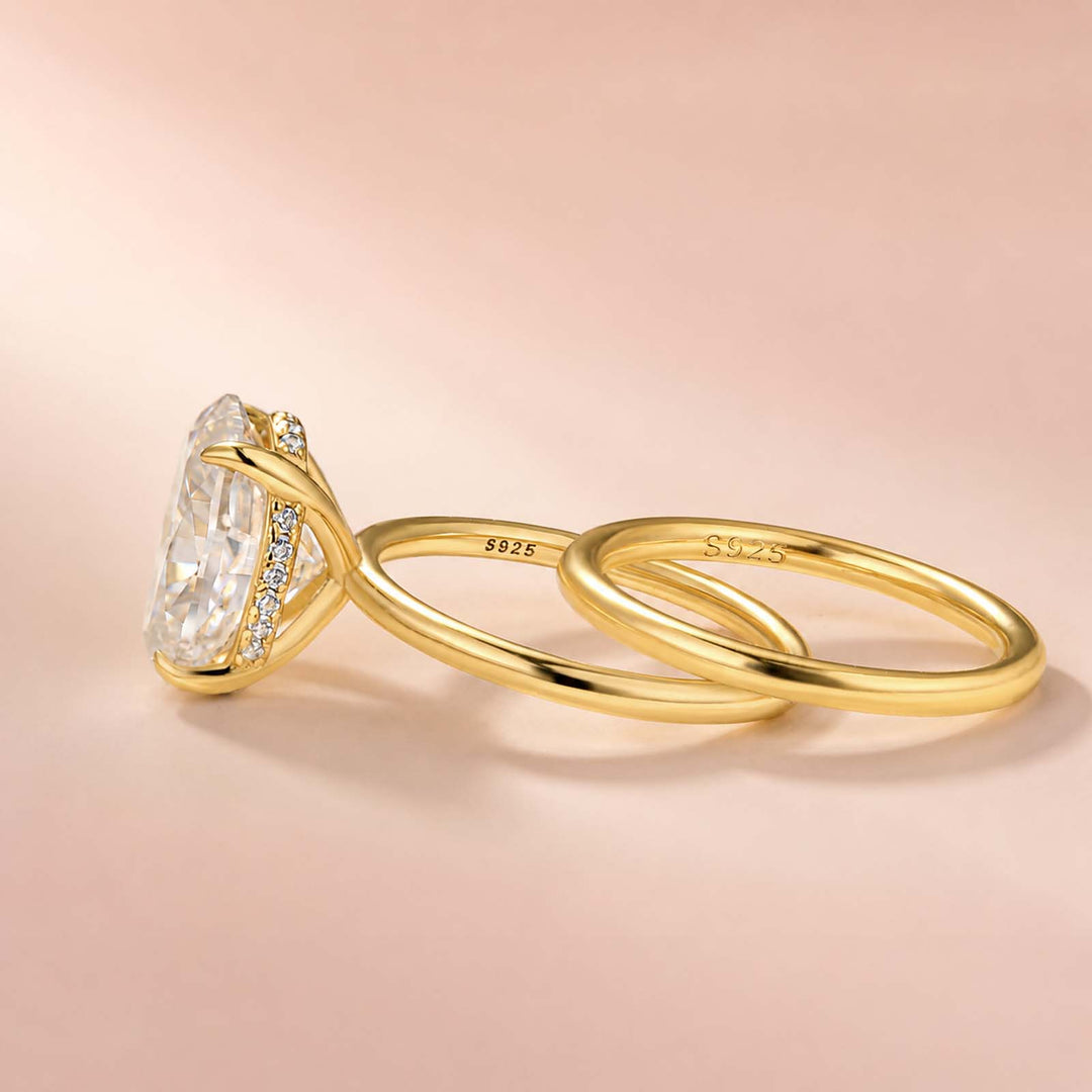 Rodiffy Moissanite 4.0Ct Solitaire Oval Cut Yellow Gold Engagement Ring with Plain Wedding Band
