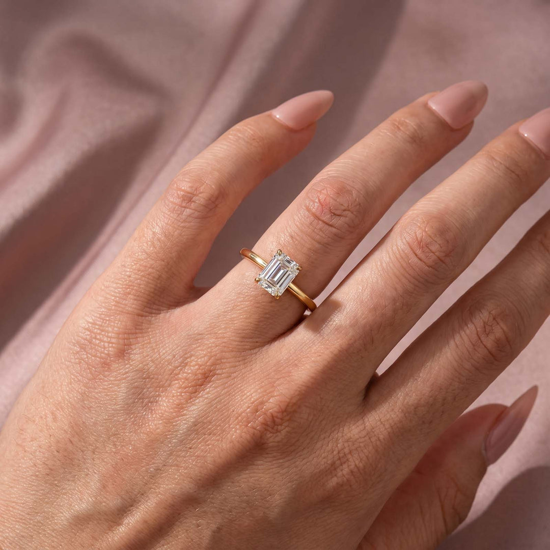 Rodiffy Moissanite 2.0Ct/3.5 Ct Emerald Cut Solitaire Engagement Ring For Her