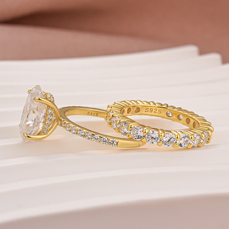 Moissanite 4.0Ct Oval Cut Hidden Halo 2PC Stackable Statement Ring Sets In Sterling Silver