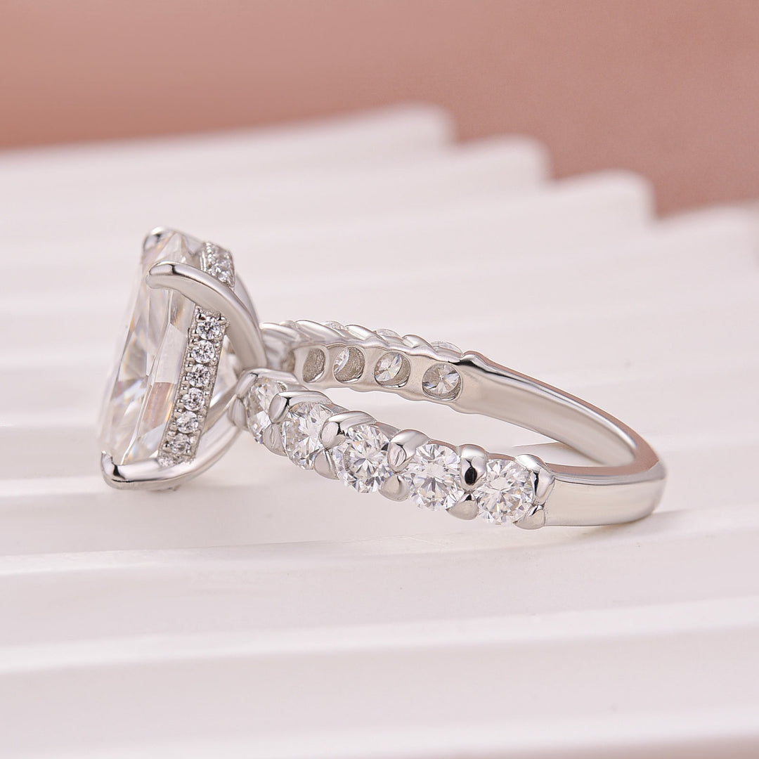 S925 Moissanite 4.5Ct Cushion Cut 18K White Gold Plated Elongated Stone Everyday Wearable Ring For Her