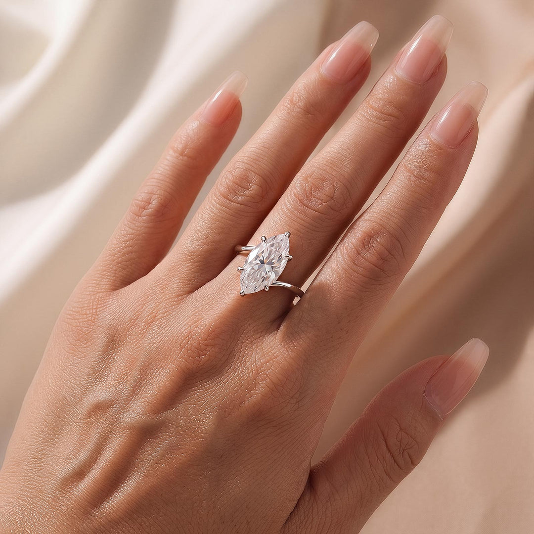 S925 Moissanite Curved 3.0Ct Marquise Cut White Gold Engagement Ring