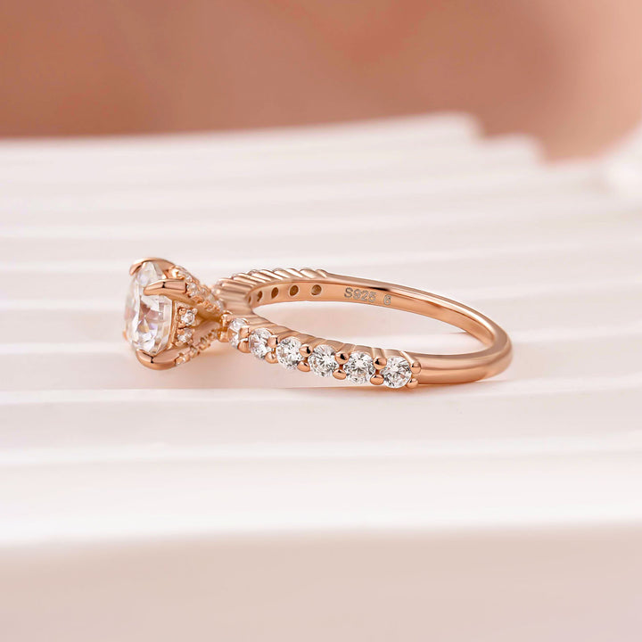 Moissanite 1.0Ct Round Cut Hidden Halo Stackable Side Stone Ring For Women