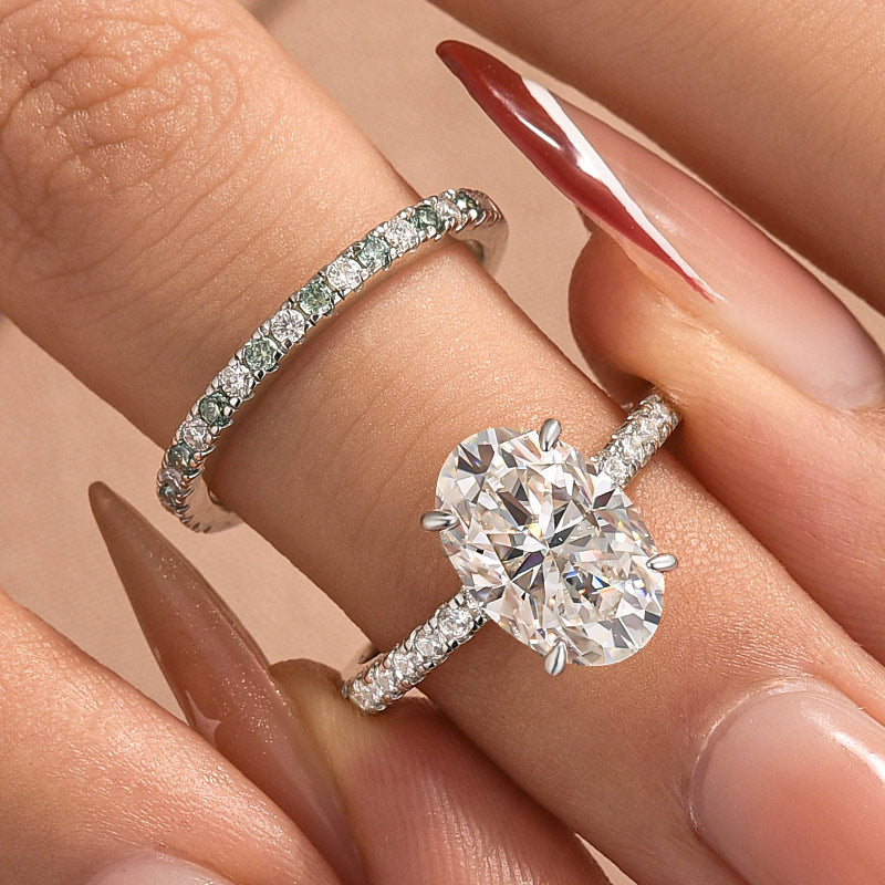 Moissanite 4.0Ct Oval Cut/3.5Ct Radiant Cut Engagement Ring With Green & White Round Cut Wedding Band