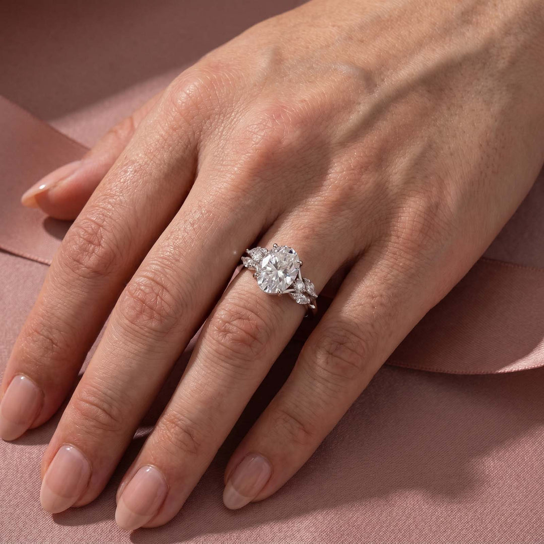 S925 Vintage Moissanite 3.0Ct Oval Cut Side Stone Twist Engagement Ring in 18K White Gold Sterling Silver