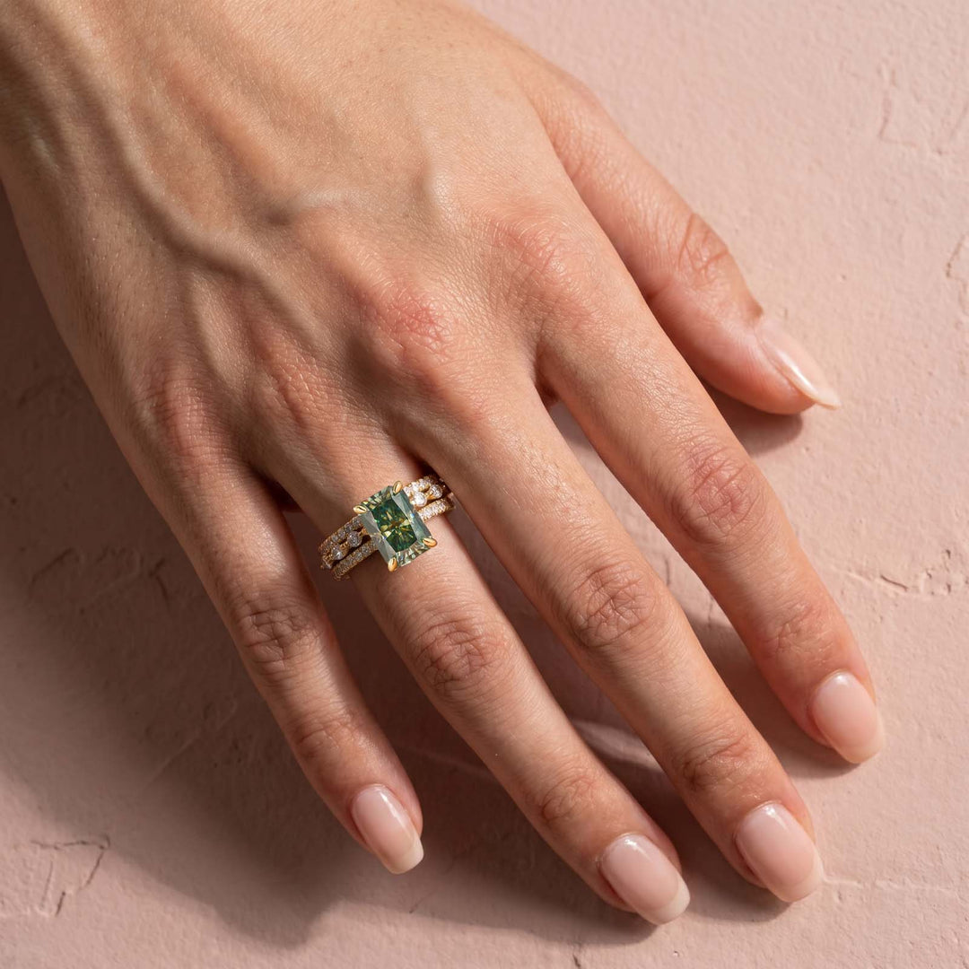 S925 Moissanite 3.5CT Radiant Cut Green Engagement Ring with Round & Marquise Accents Bands