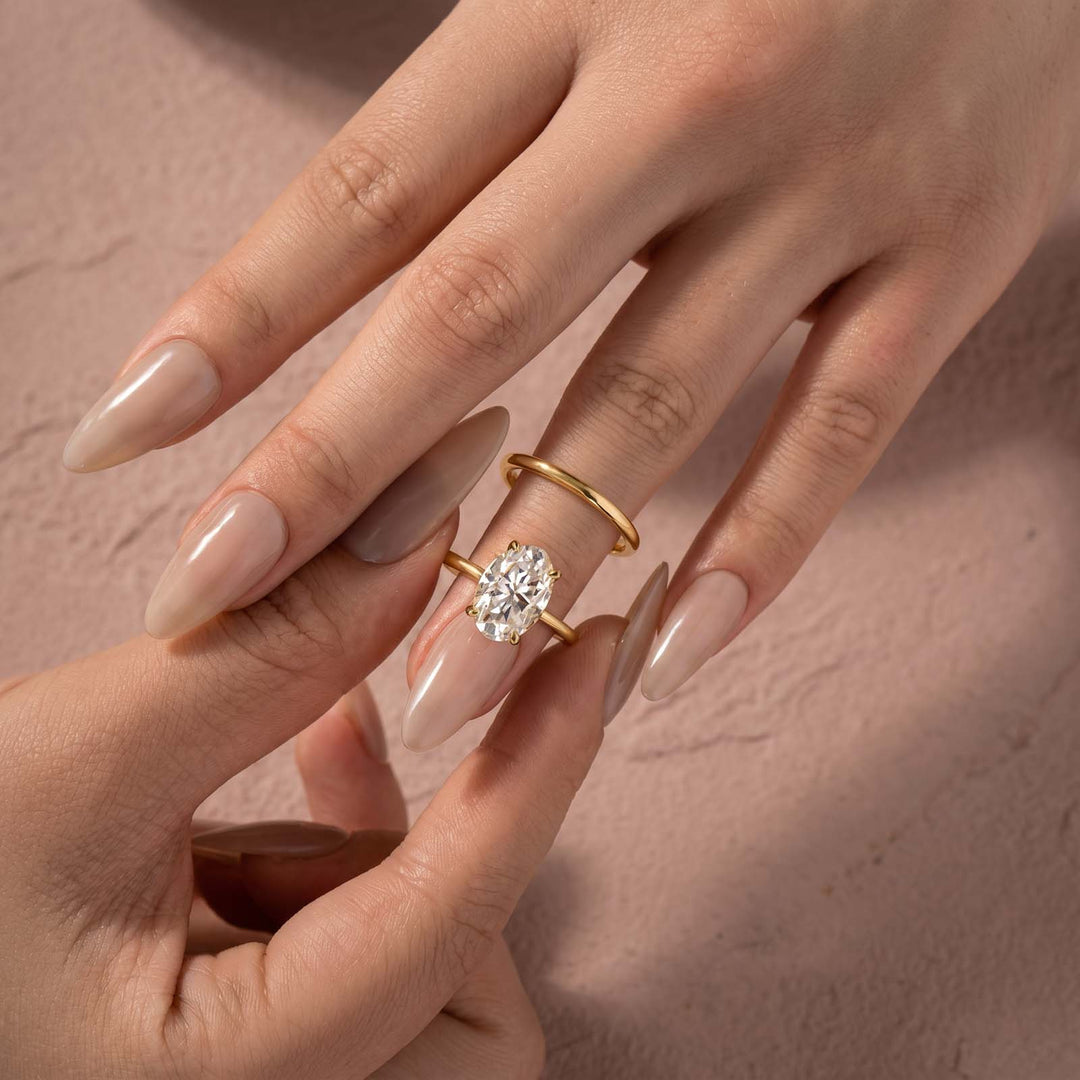 Rodiffy Moissanite 4.0Ct Solitaire Oval Cut Yellow Gold Engagement Ring with Plain Wedding Band