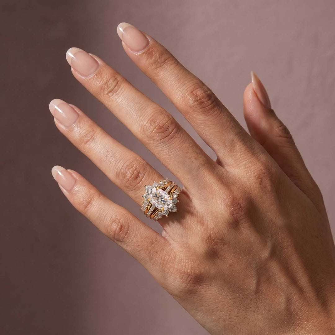 S925 Moissanite 4.0Ct Oval Cut Engagement Ring in Sterling Silver with V-Shaped Crown Enhancer 1.7Ct Round Cut Wedding Band