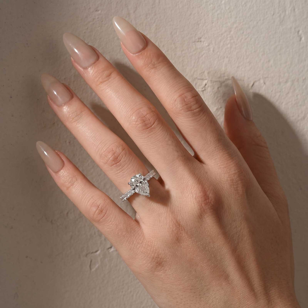 S925 Moissanite 2.0Ct Pear Cut White Gold Engagement Ring