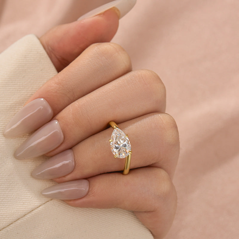 2.5Ct East-West Pear Cut Moissanite Ring in S925 Sterling Silver