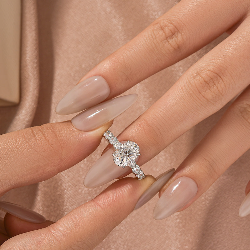 2.5 Ct/4.0Ct Oval Cut Hidden Halo White Gold Moissanite Diamond Engagement Ring