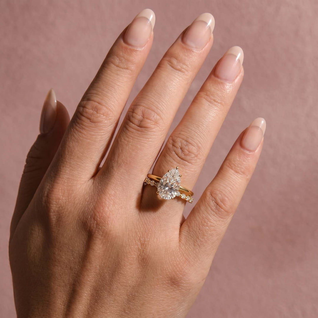 S925 Moissanite 4.0Ct Pear Cut Engagement Ring With Pave 0.36Ct Band 2PC Stackable Bridal Ring Set
