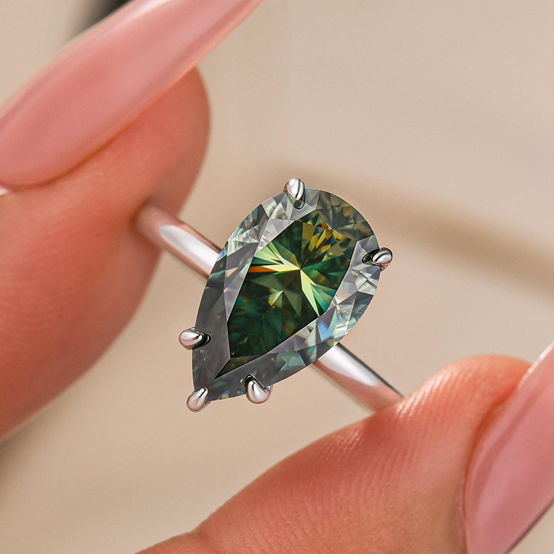 S925 Moisanite 4.0Ct Pear Cut Green Solitaire Promises Travel Ring For Women