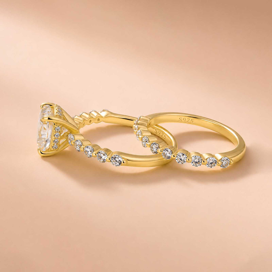 S925 Moissanite 2.0 Ct Cushion Cut Yellow Gold Wedding Ring Set For Women
