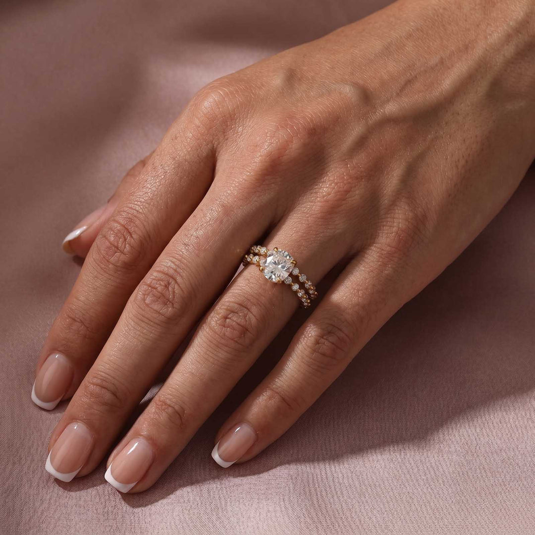 S925 Moissanite 2.0 Ct Cushion Cut Yellow Gold Wedding Ring Set For Women