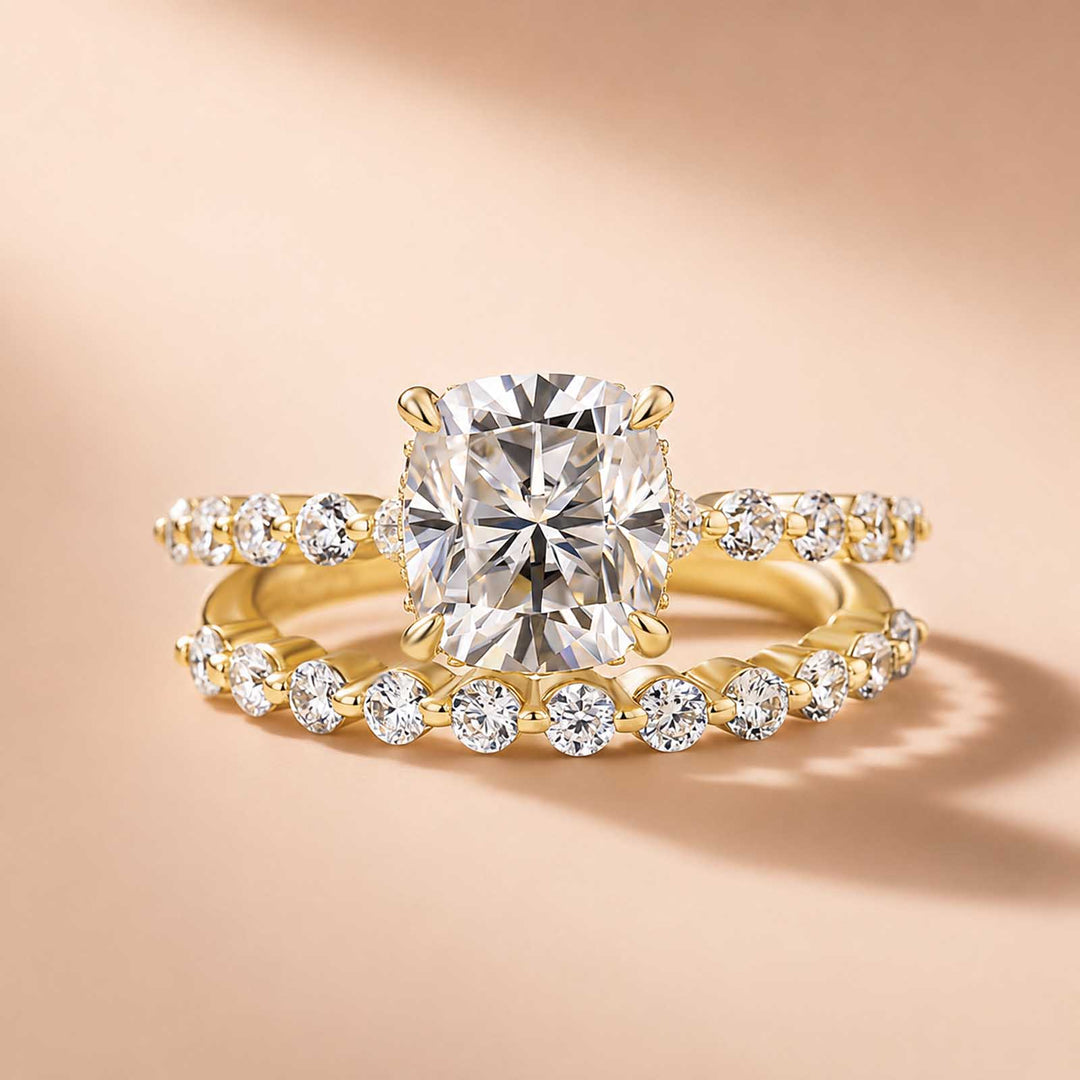 S925 Moissanite 2.0 Ct Cushion Cut Yellow Gold Wedding Ring Set For Women