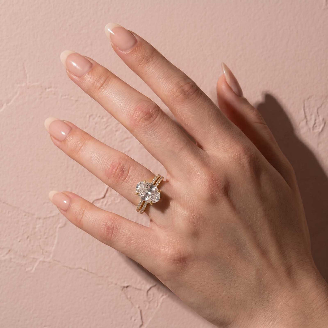 Rodiffy Moissanite 4.0 Ct ～ 5.5 Ct Oval Cut Yellow Gold Wedding Ring For Women