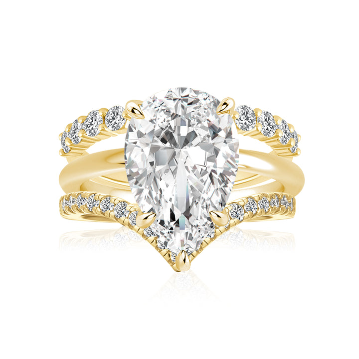 Moissanite 4.0Ct Solitaire Pear Cut Yellow Gold  Wedding Ring with V Contour Wedding Band