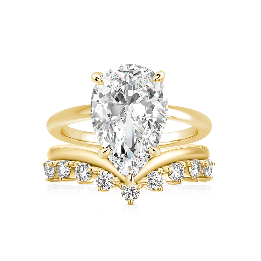 Moissanite 4.0 Ct Pear Cut Yellow Gold Engagement Ring For Women with Graduated Tiara Wedding Ring