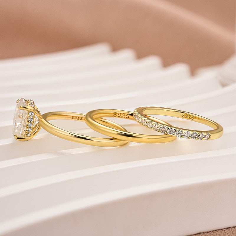 Moissanite 2.0Ct Solitaire Oval Cut Yellow Gold Wedding Ring with Pavé Eternity Ring