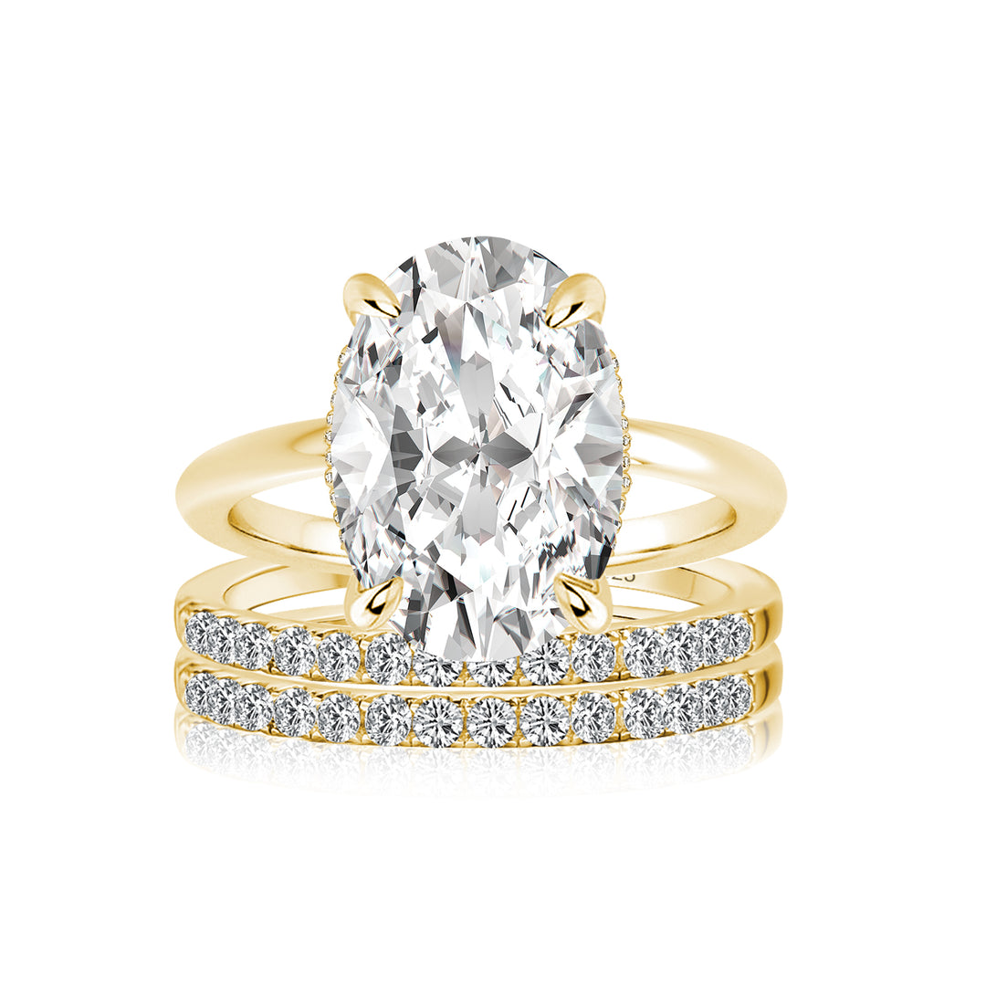 Moissanite 4.0Ct Solitaire Oval Cut Yellow Gold With Pavé Wedding Ring
