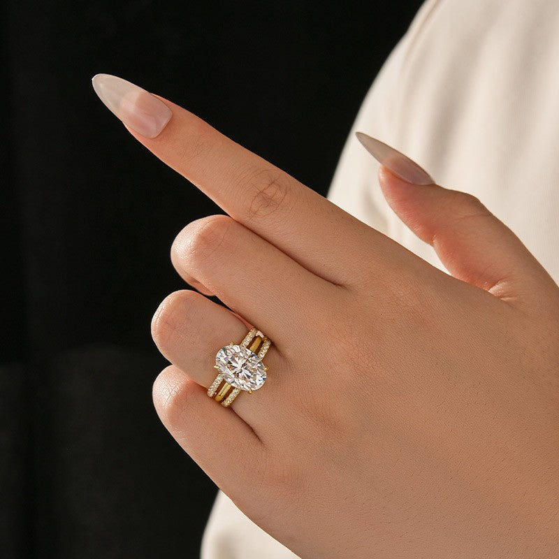 Moissanite 4.0Ct Solitaire Oval Cut Yellow Gold With Pavé Wedding Ring