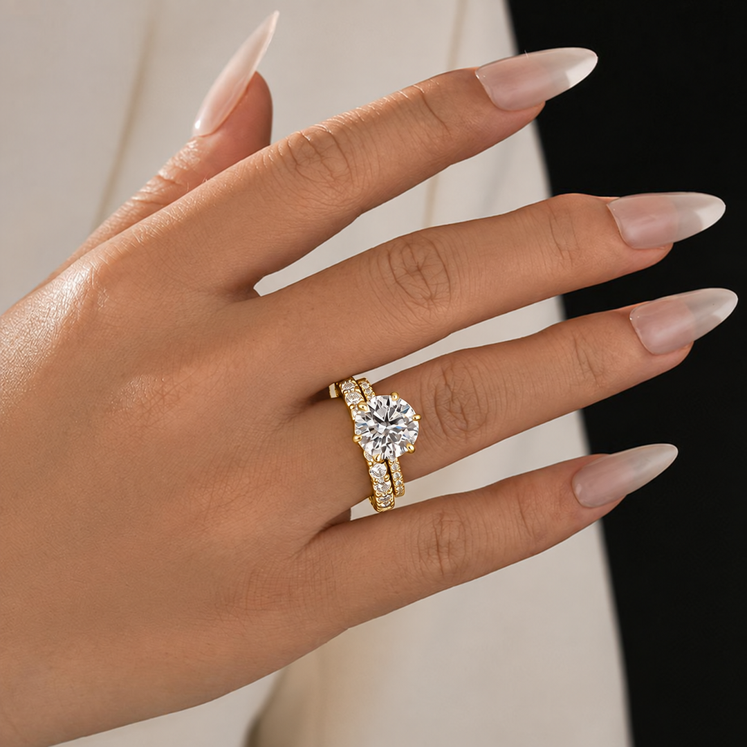 Moissanite 2.0Ct~4.0Ct Round Cut Yellow Gold Wedding Ring Set