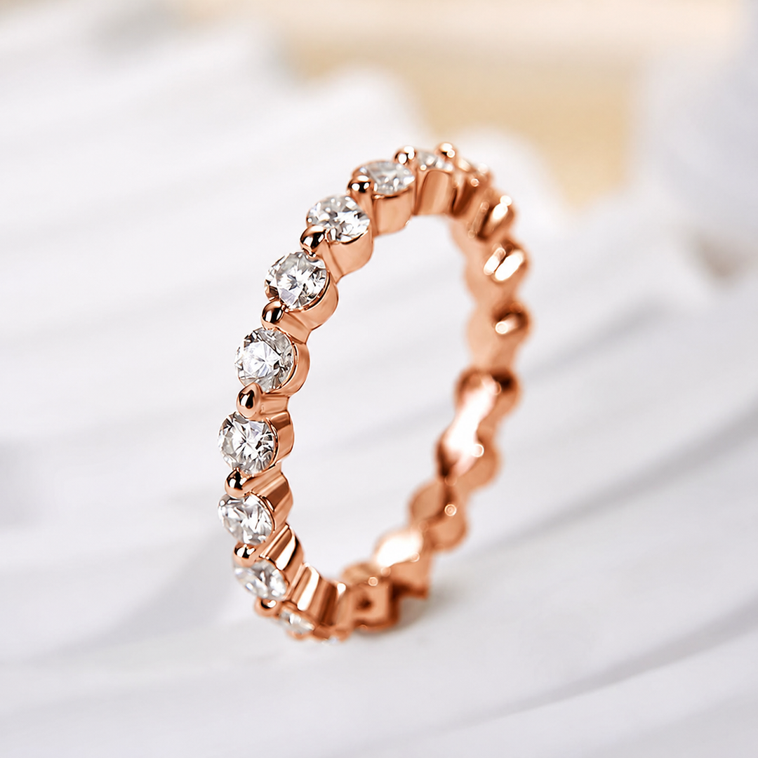 Rodiffy Moissanite 1.0Ct ~1.5 Ct Round Cut 18K Gold Plated Stackable Anniversary Ring