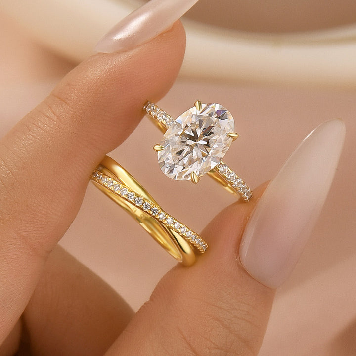Moissanite 2PC 4.0 Ct Oval Cut Twist Yellow Gold Wedding Ring Set For Women