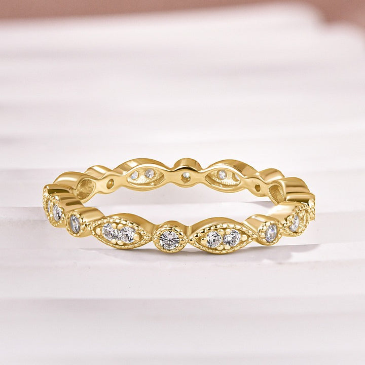 Moissanite 0.3Ct Yellow Gold Pavé Eternity Wedding Ring