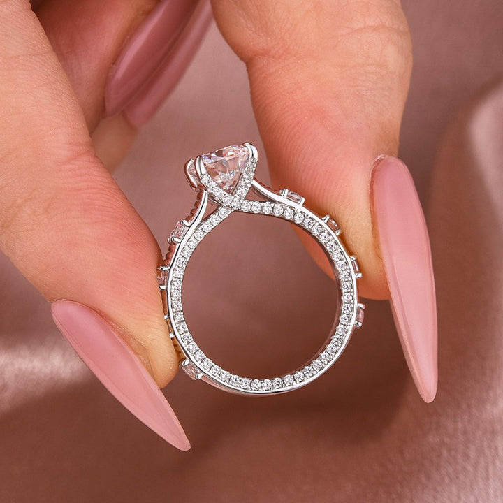 Moissanite 1.2 Ct Round Cut White Gold Engagement Ring