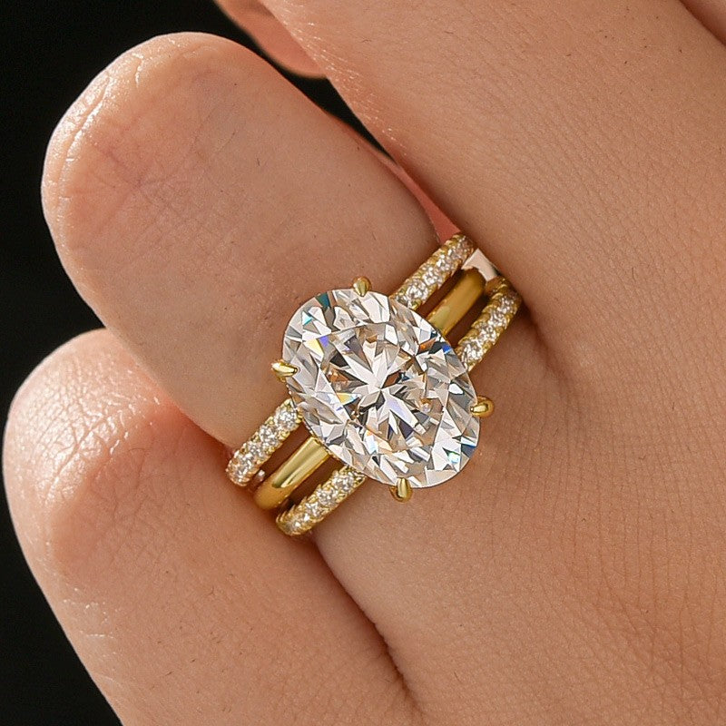 Moissanite 4.0Ct Solitaire Oval Cut Yellow Gold With Pavé Wedding Ring