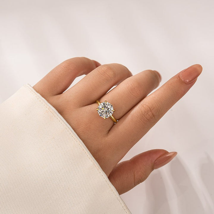 Moissanite 4.0 Ct Solitaire Round Cut Yellow Gold Promise Ring