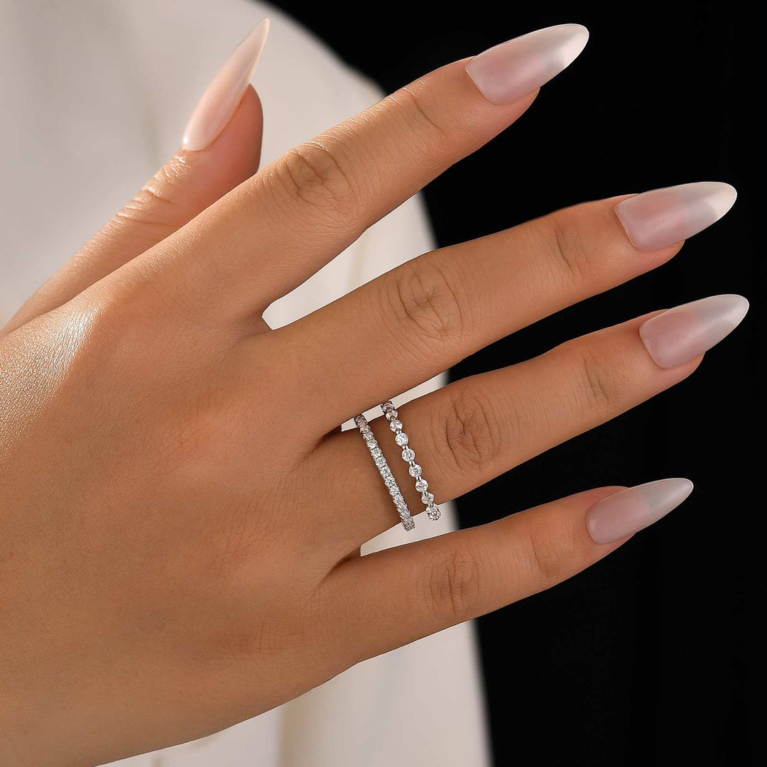 Moissanite Round Cut White Gold Wedding Band Set