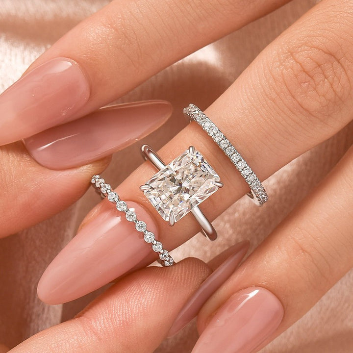 Moissanite 4.5Ct Solitaire Radiant Cut White Gold Travel Bridal Set
