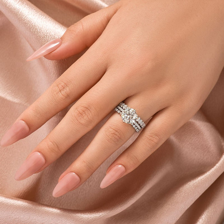 Moissanite 3.0Ct Round Cut White Gold 3PC Travel Engagement Ring with Oval &amp; Round Cut Wedding Band