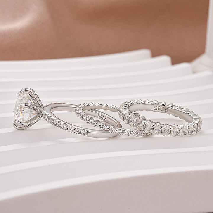 Moissanite 3.0Ct Round Cut White Gold 3PC Travel Engagement Ring with Oval &amp; Round Cut Wedding Band