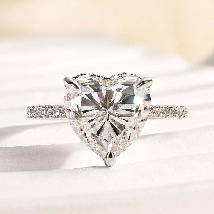 Rodiffy Moissanite 4.0 Ct Heart Cut White Gold Promise Ring