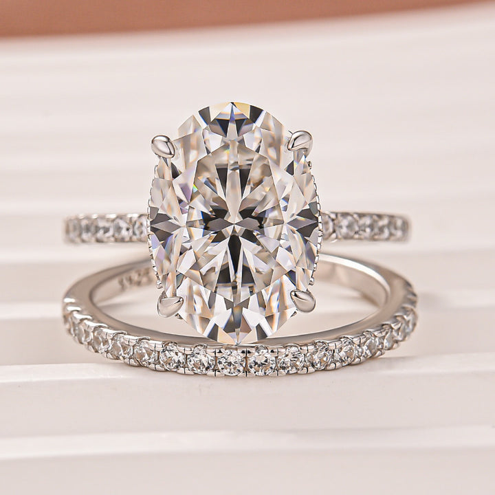 S925 Moissanite 4.0 Ct ～5.5 Ct Oval Cut White Gold/Yellow Gold Wedding Ring For Women