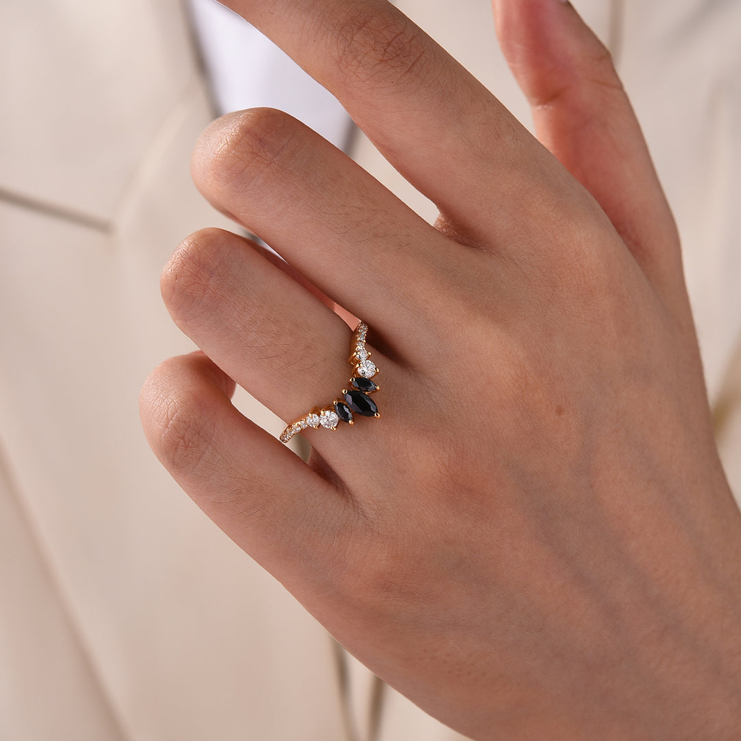 S925 Moissanite 0.7Ct V‑Shape Marquise Black Stone & White Side Stones Stackable Travel Ring For Women