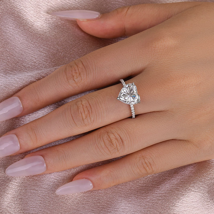 Rodiffy Moissanite 4.0 Ct Heart Cut White Gold Promise Ring
