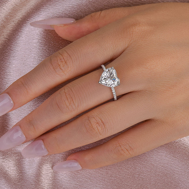 Rodiffy Moissanite 4.0 Ct Heart Cut White Gold Promise Ring