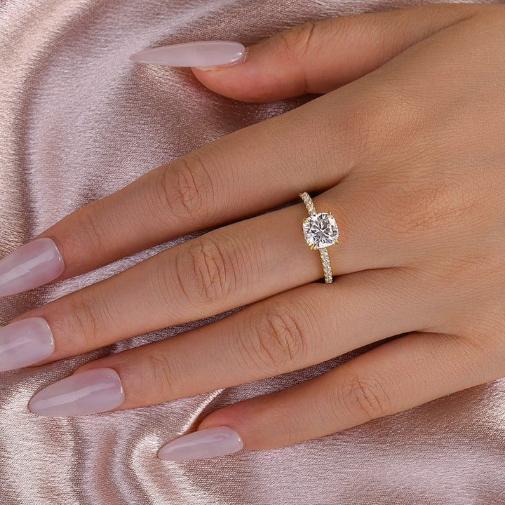 Rodiffy Moissanite 2.0 Ct～2.5 CtSquare Cushion Yellow Gold Promise Ring