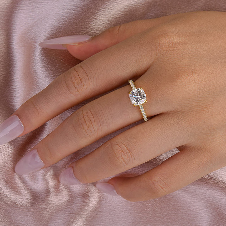 Rodiffy Moissanite 2.0 Ct～2.5 CtSquare Cushion Yellow Gold Promise Ring